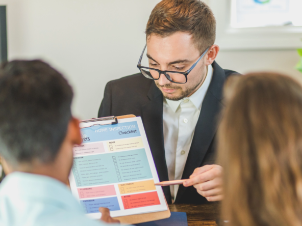 What is the difference between a buyer's and sellers agent